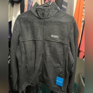 Columbia Men’s sweater